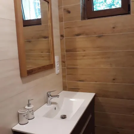 Chalupa Pri Starej Hajovni Racibor Ii *