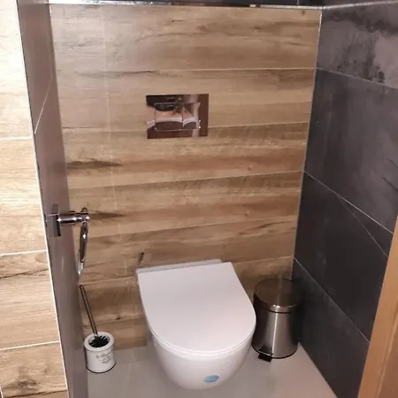 Chalupa Pri Starej Hajovni Racibor Ii *