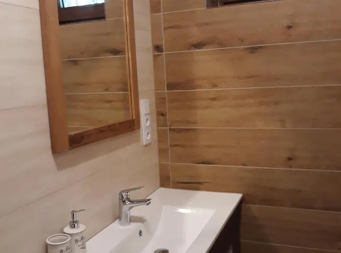 Chalupa Pri Starej Hajovni Racibor Ii *